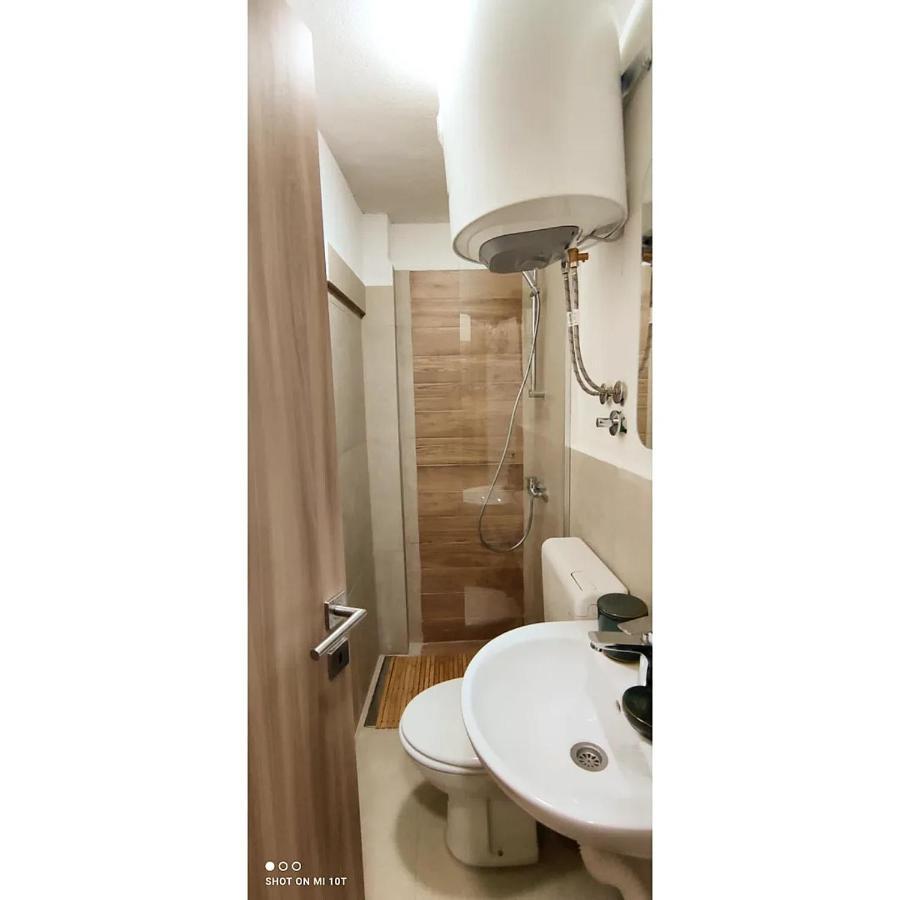 Bonaca Apartments Budva Ngoại thất bức ảnh